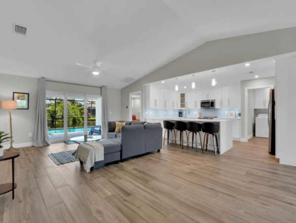 Beautiful Florida Vacation Villa with Private Pool & Canal Views